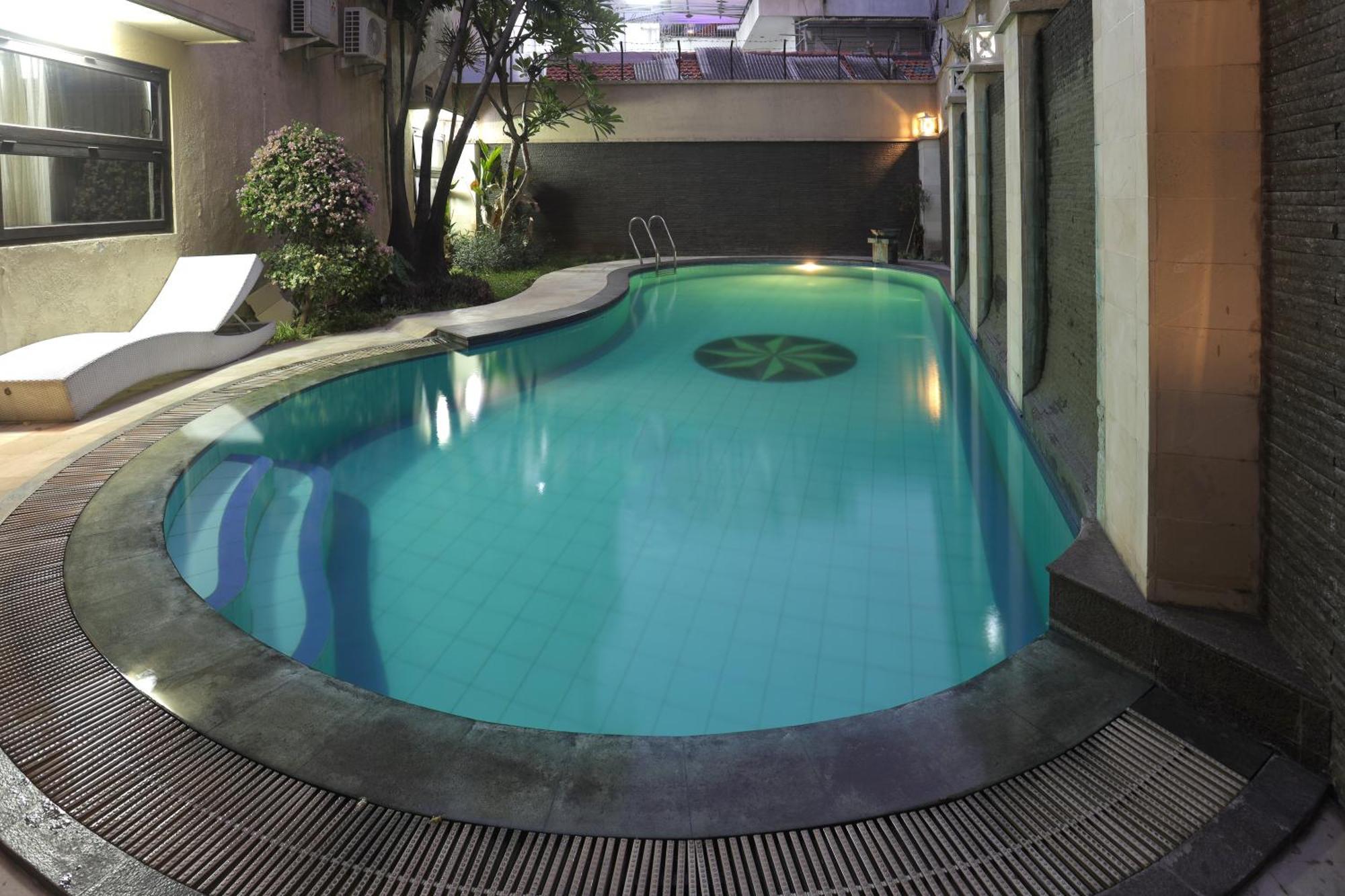 Jambuluwuk Residence Menteng Yakarta Exterior foto
